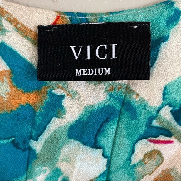 Vici Tropicana Floral Kimono Top, size medium - Picture 5 of 12